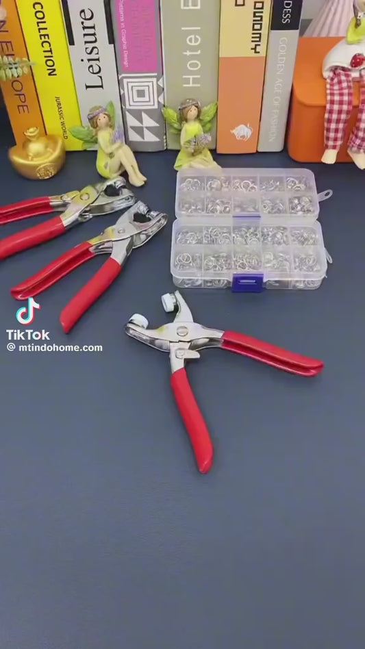 Tich Button Plier With Button